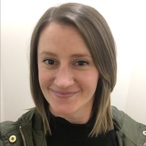 Meet your Posher, Abbi